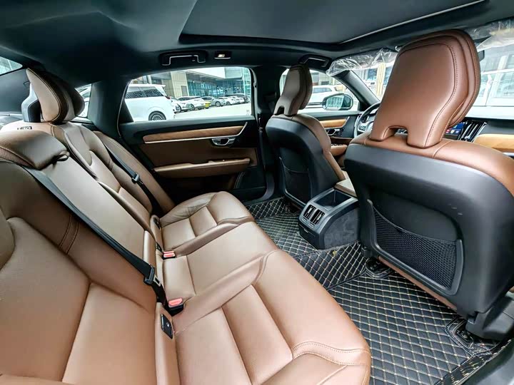 Volvo S90 2024 B 5 — фото 12