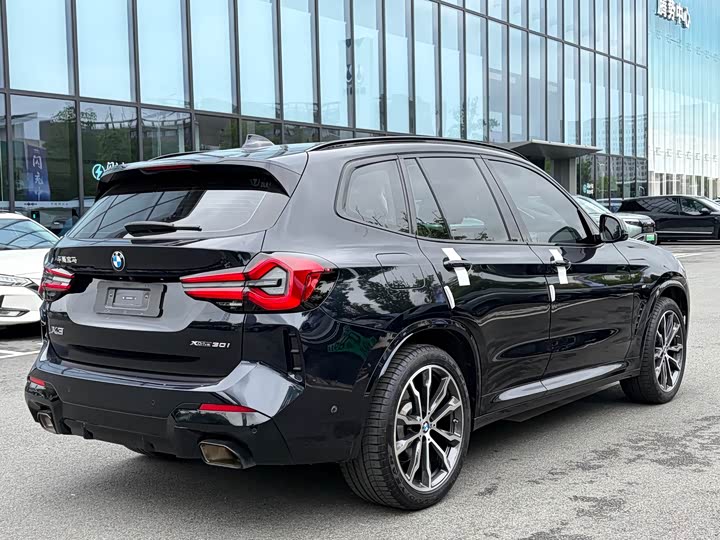 BMW X3 xDrive30i продвинутая M — фото 19