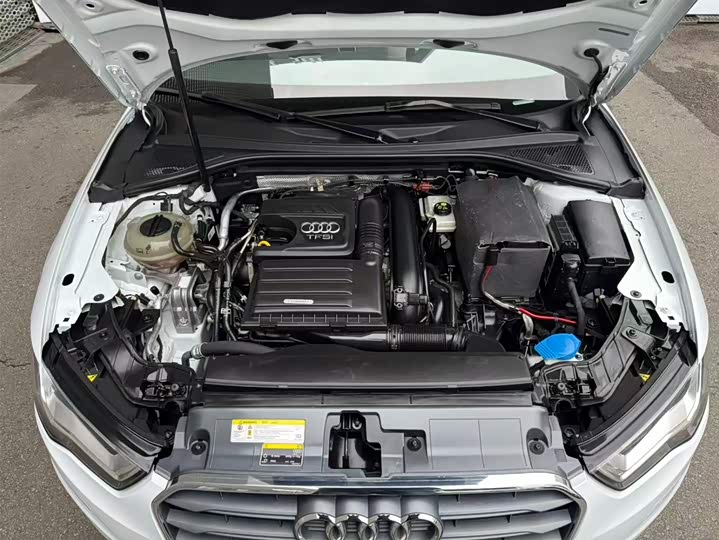 Audi A3 2015 Limousine 35 TFSI — фото 16