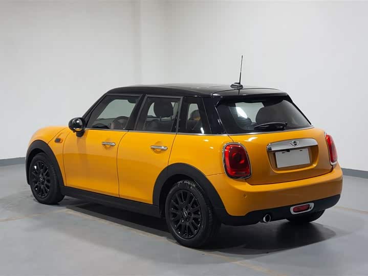 MINI Hatch — фото 17