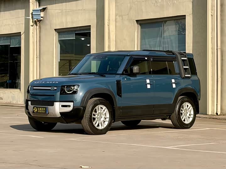 Land Rover Defender — фото 1