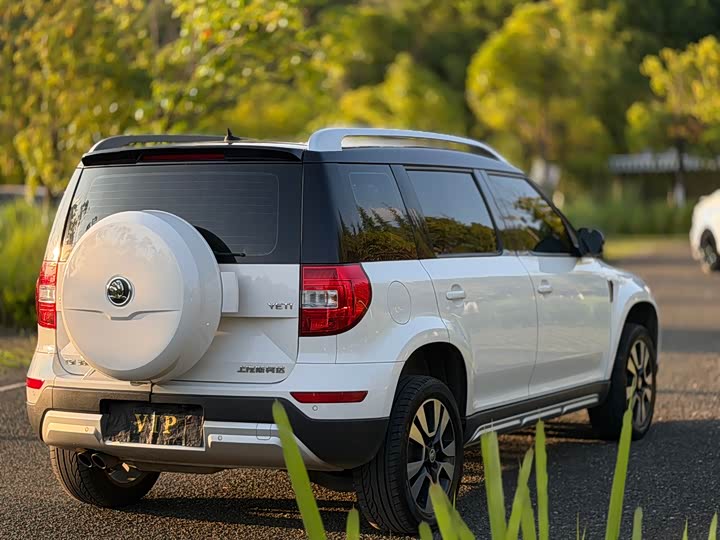 Skoda Yeti — фото 14