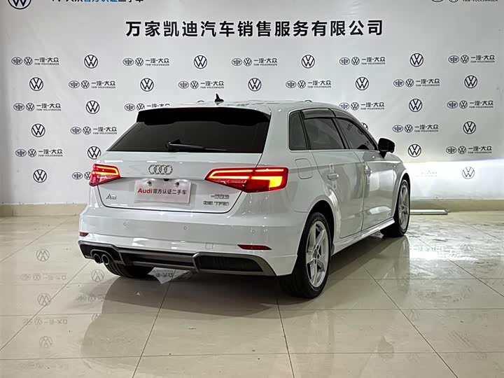 Audi A3 2020 Sportback 35 TFSI VI — фото 5