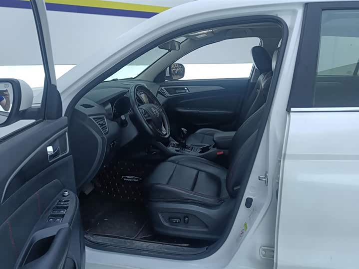 Changan CS75 2015 1.8 T AT 4 WDPremium V — фото 9