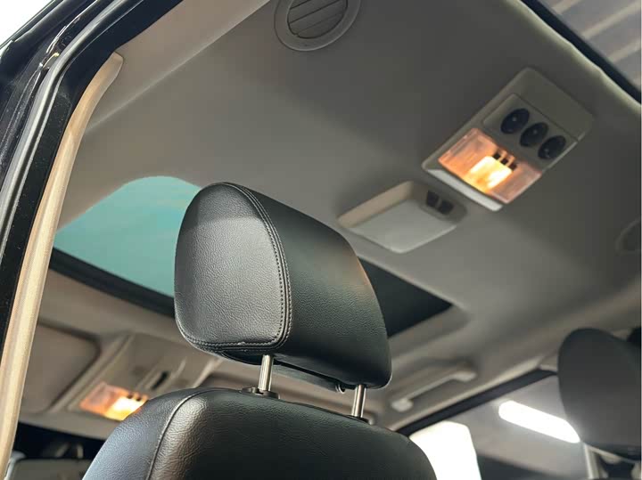 Land Rover Discovery — фото 19