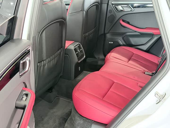 Porsche Macan 2020 Macan GTS 2.9 T — фото 7