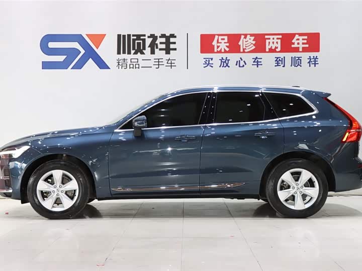 Volvo XC60 2022 B 5 4 WD — фото 6