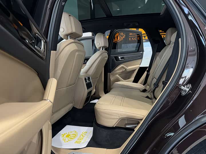 Porsche Cayenne 2018 Cayenne 3.0 T — фото 10
