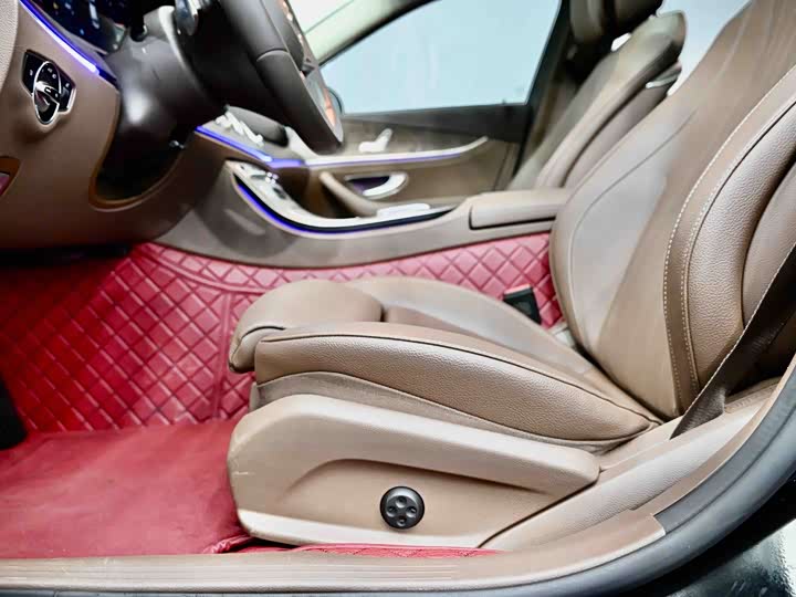 Mercedes-Benz E-Class 2022 E 260 L — фото 21