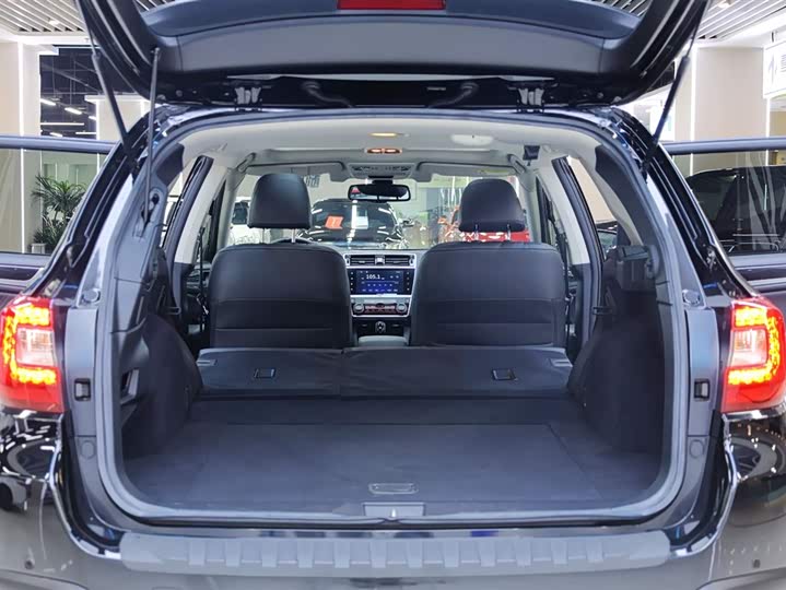 Subaru Outback — фото 33