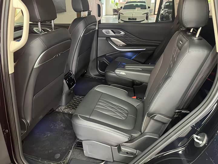 Hongqi HS7 PHEV 2024 2.0 T PHEV 4 WD 6 — фото 23