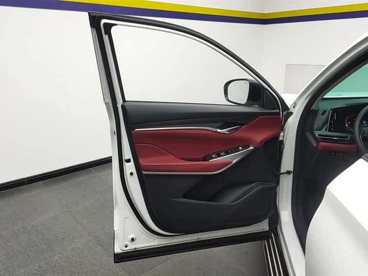 Changan CS75 PLUS 2021 2.0 T AT — фото 7