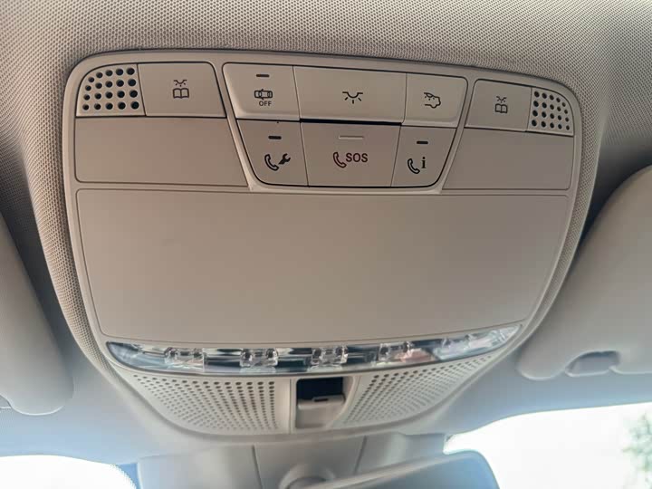 Mercedes-Benz E-Class 2016 E 300 L — фото 18