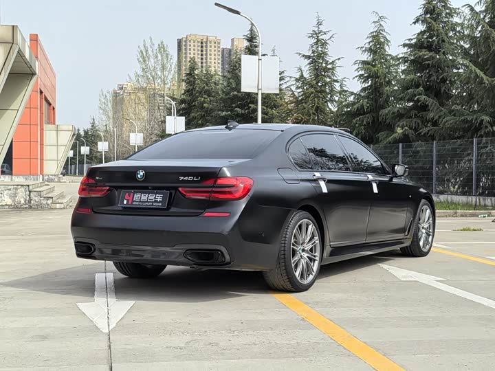 BMW 7-Series 2018 740 Li x Drive M — фото 28