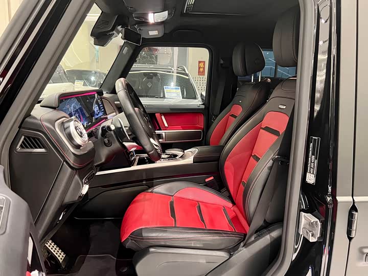 Mercedes-Benz G-Class 2019 AMG G 63 — фото 3