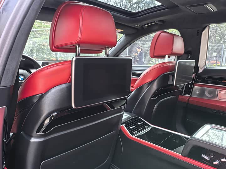 BMW 7-Series 2018 740 Li x Drive M — фото 19