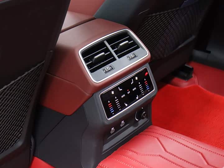 Audi A7L 2023 45 TFSI quattro S-line — фото 22