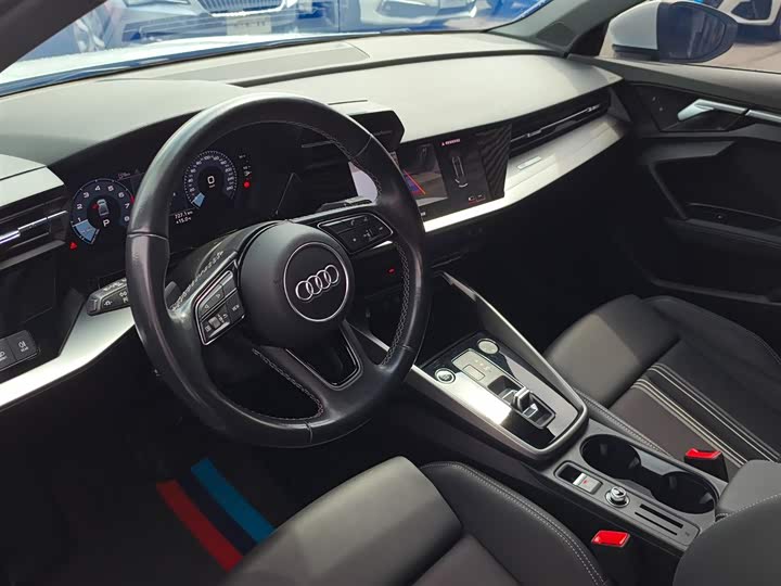 Audi A3 2024 A 3 L Limousine 35 TFSI Sport — фото 8
