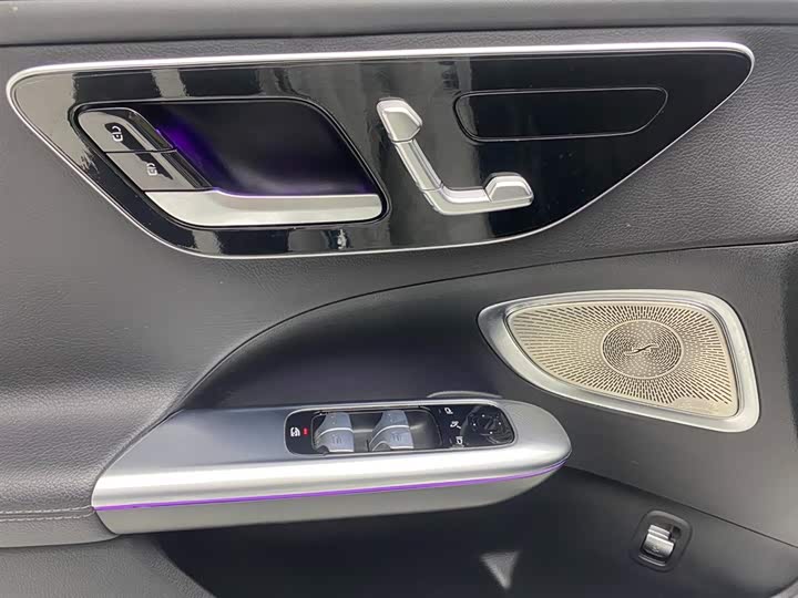 Mercedes-Benz C-Class 2022 C 260 L — фото 26