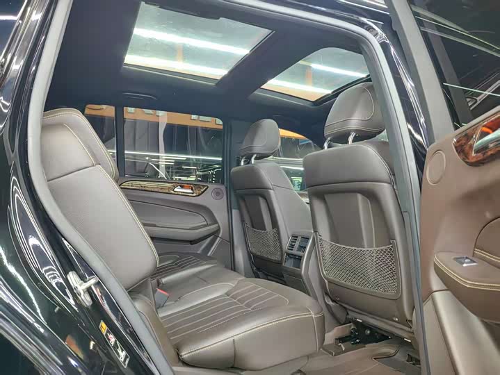 Mercedes-Benz GLS 2018 GLS 400 4 MATICLuxury — фото 10