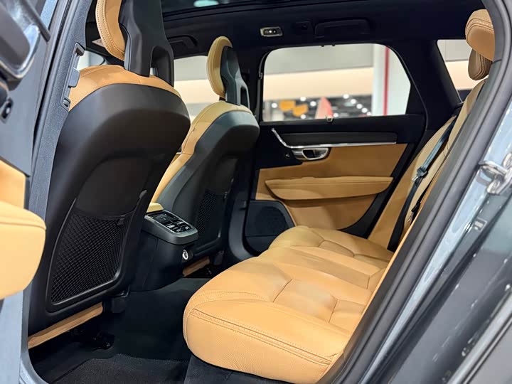 Volvo V90 2017 Cross Country T 5 AWD — фото 9