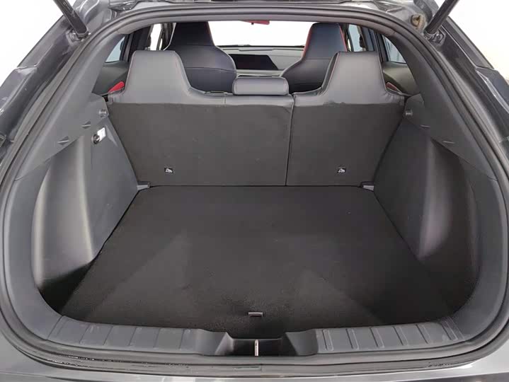 Changan UNI-T 2020 1.5 T Flagship — фото 4