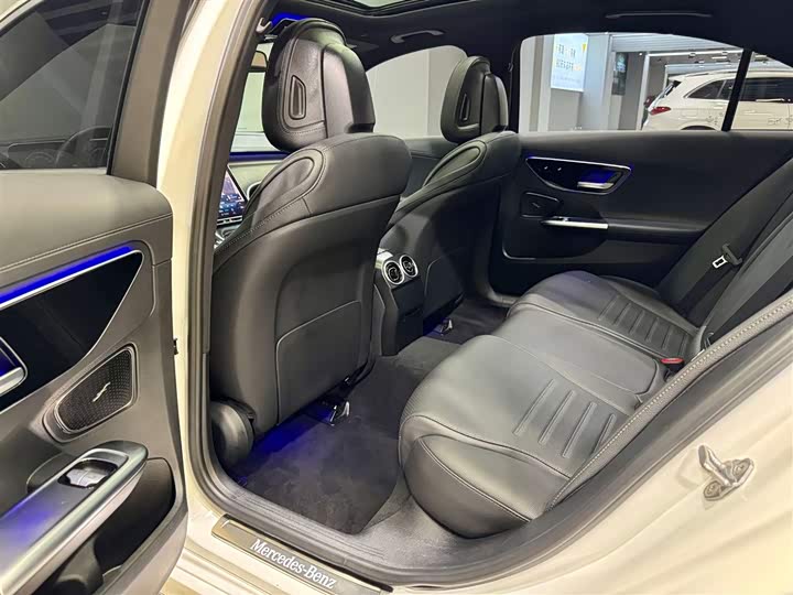 Mercedes-Benz C-Class 2023 C 260 L — фото 27