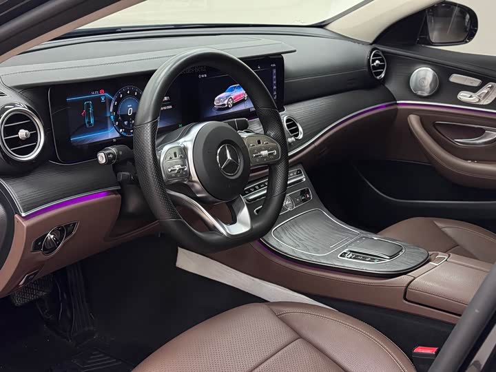 Mercedes-Benz E-Class 2020 E 300 L Luxury — фото 11