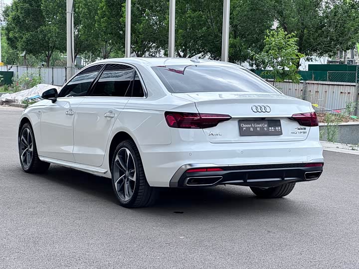 Audi A4L 2020 40 TFSI — фото 4