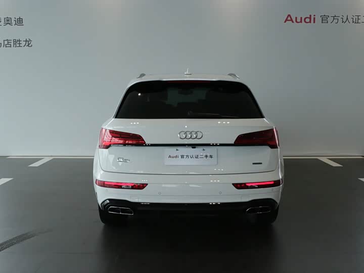 Audi Q5L 40 TFSI люкс-динамик — фото 5