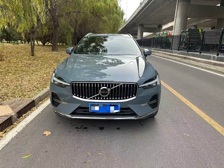 Volvo XC60 2024 B 5 4 WD — фото 2