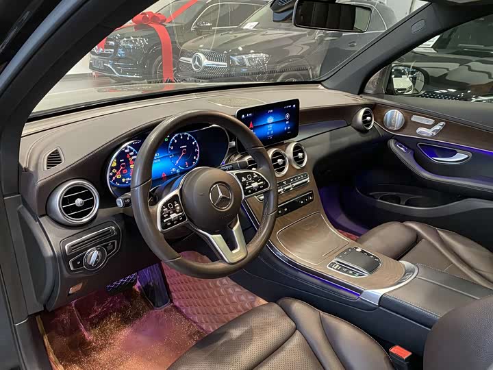 Mercedes-Benz GLC 2020 GLC 260 L 4 MATIC Luxury — фото 7