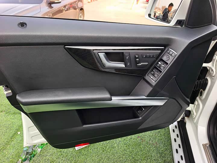 Mercedes-Benz GLK-Class 2015 GLK 260 4 MATIC — фото 7