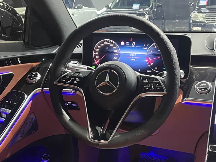Mercedes-Benz S-Class 2022 S 400 L Luxury — фото 18