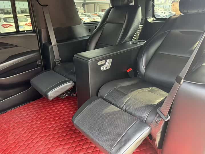 Cadillac ESCALADE 2017 6.2 L ESV — фото 10