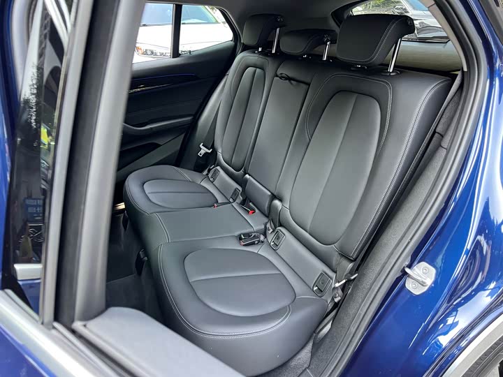 BMW X2 2020 s Drive 20i M — фото 9