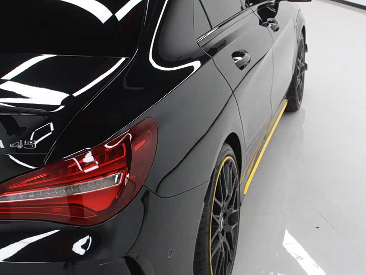 Mercedes-Benz CLA 2017 AMG CLA 45 4 MATIC — фото 12