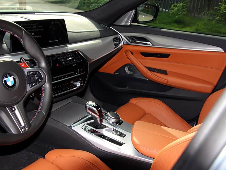 BMW M5 2018 M 5 — фото 15
