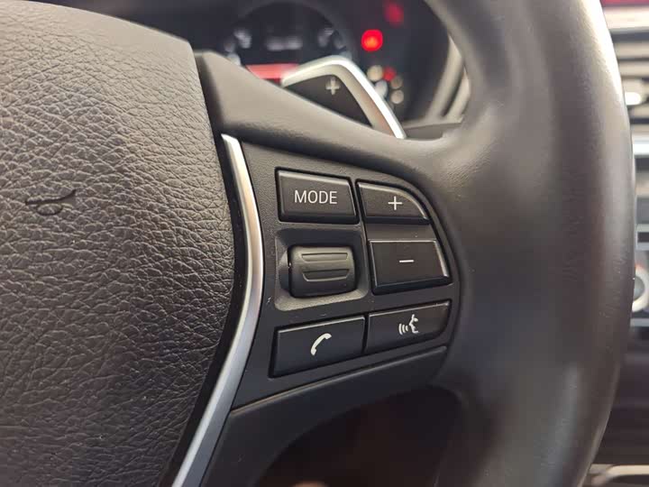 BMW 3-Series 2018 320 Li Leading — фото 17