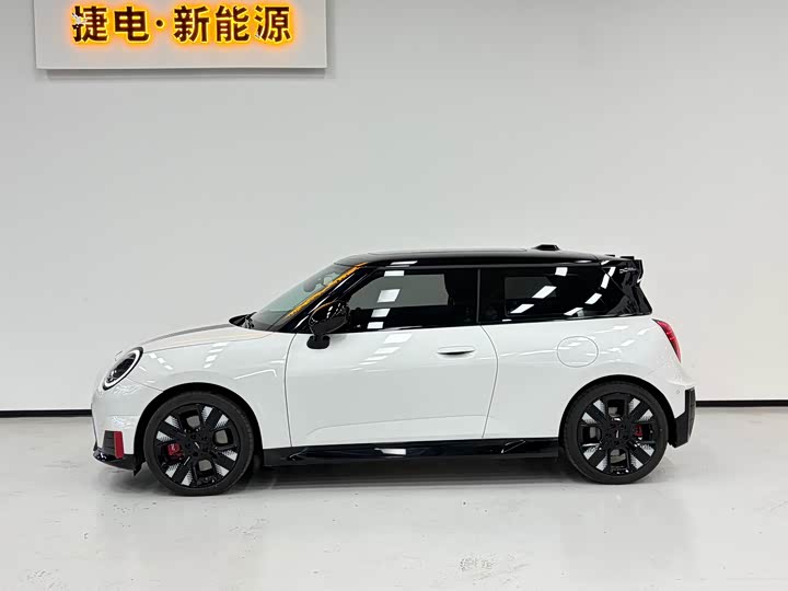 MINI Hatch — фото 11