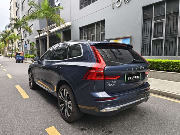 Volvo XC60 Hybrid 2023 T 8 PHEV 4 WD — фото 8
