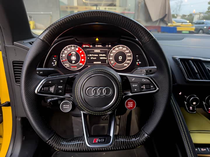 Audi R8 2017 V 10 Spyder — фото 19