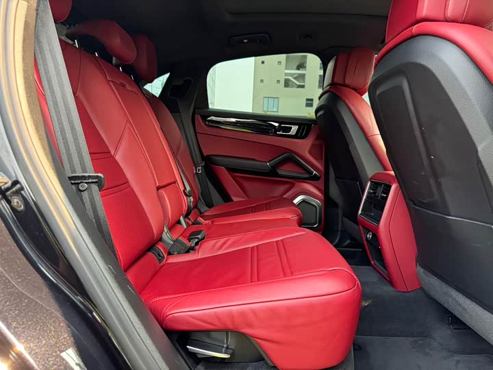 Porsche Cayenne 2019 Cayenne Coupé 3.0 T — фото 10