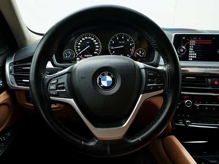 BMW X6 2017 x Drive 28i — фото 20