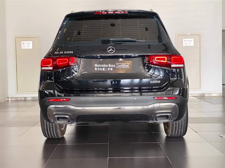 Mercedes-Benz GLB 2023 GLB 220 — фото 4