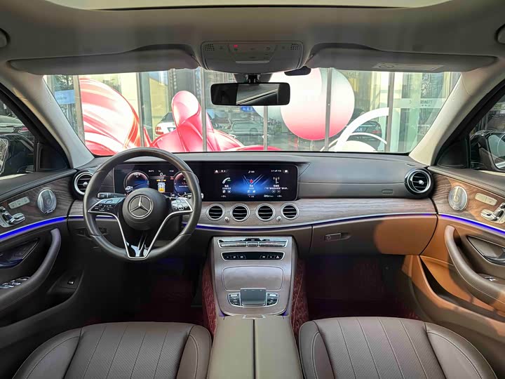 Mercedes-Benz E-Class 2022 E 300 L Luxury — фото 19