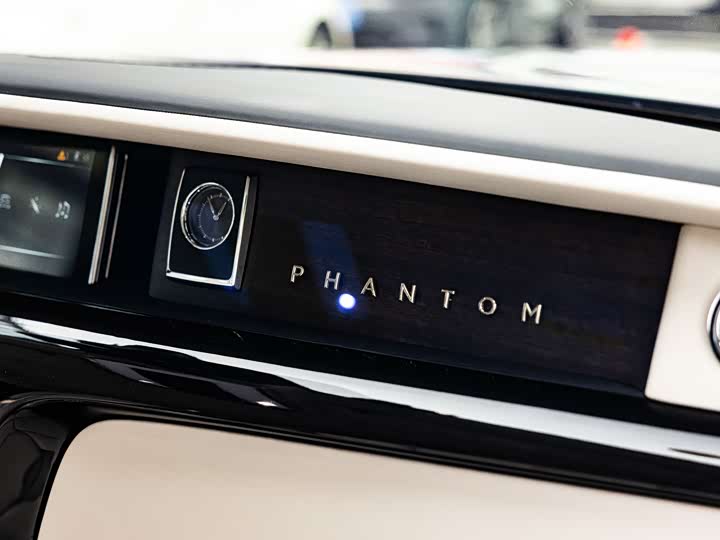 Rolls-Royce Phantom — фото 13