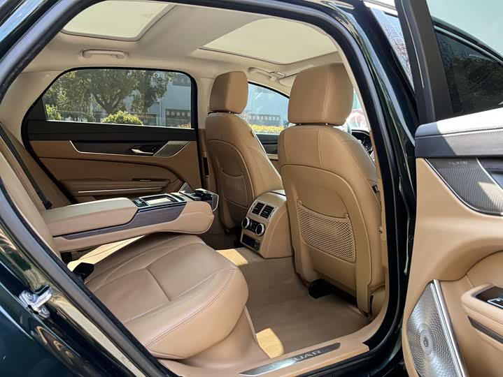 Jaguar XFL 2022 XFL 2.0 T P 250 2 WD — фото 14