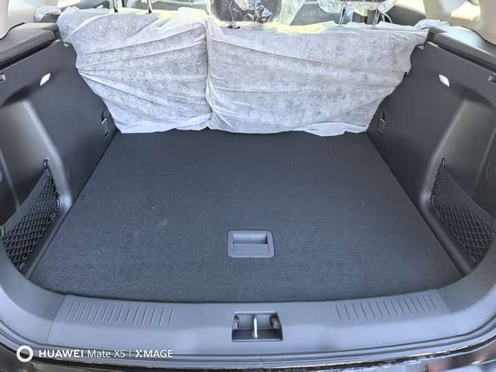Hongqi HS3 PHEV 2025 117km PLUS — фото 8