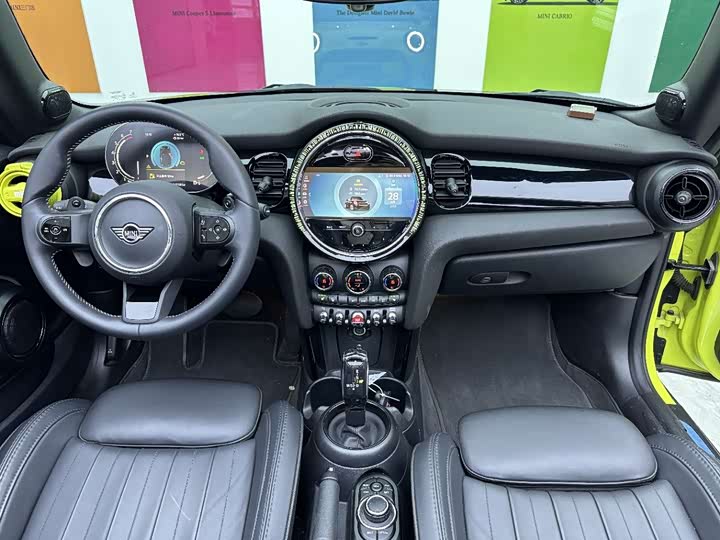 MINI Cabrio — фото 11
